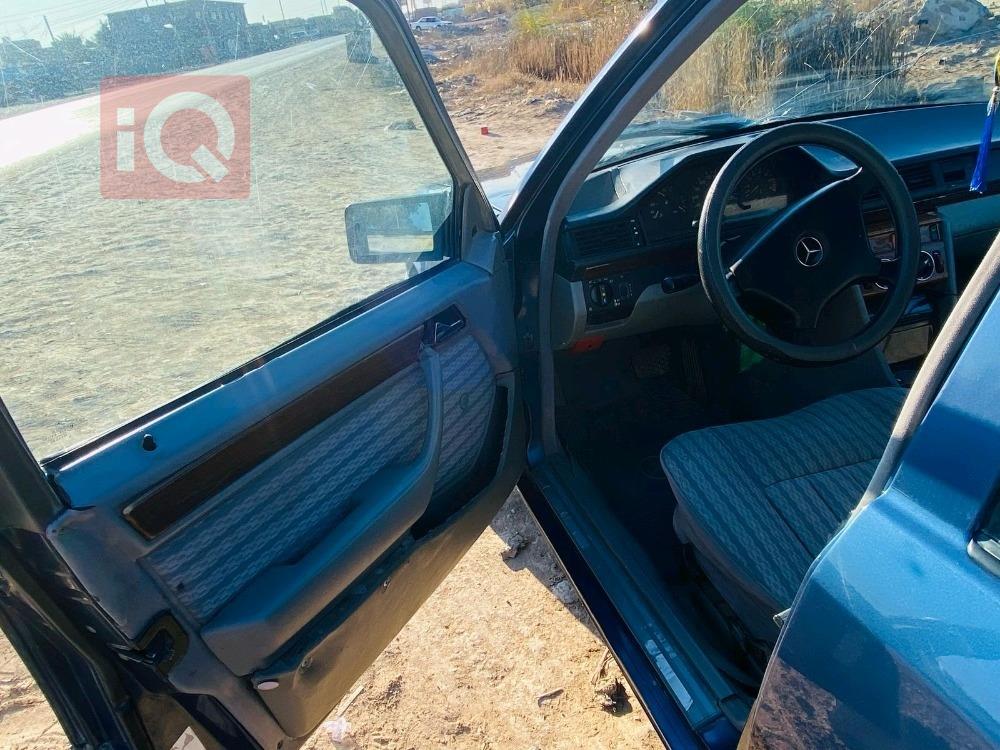 مرسيدس بنز E-Class